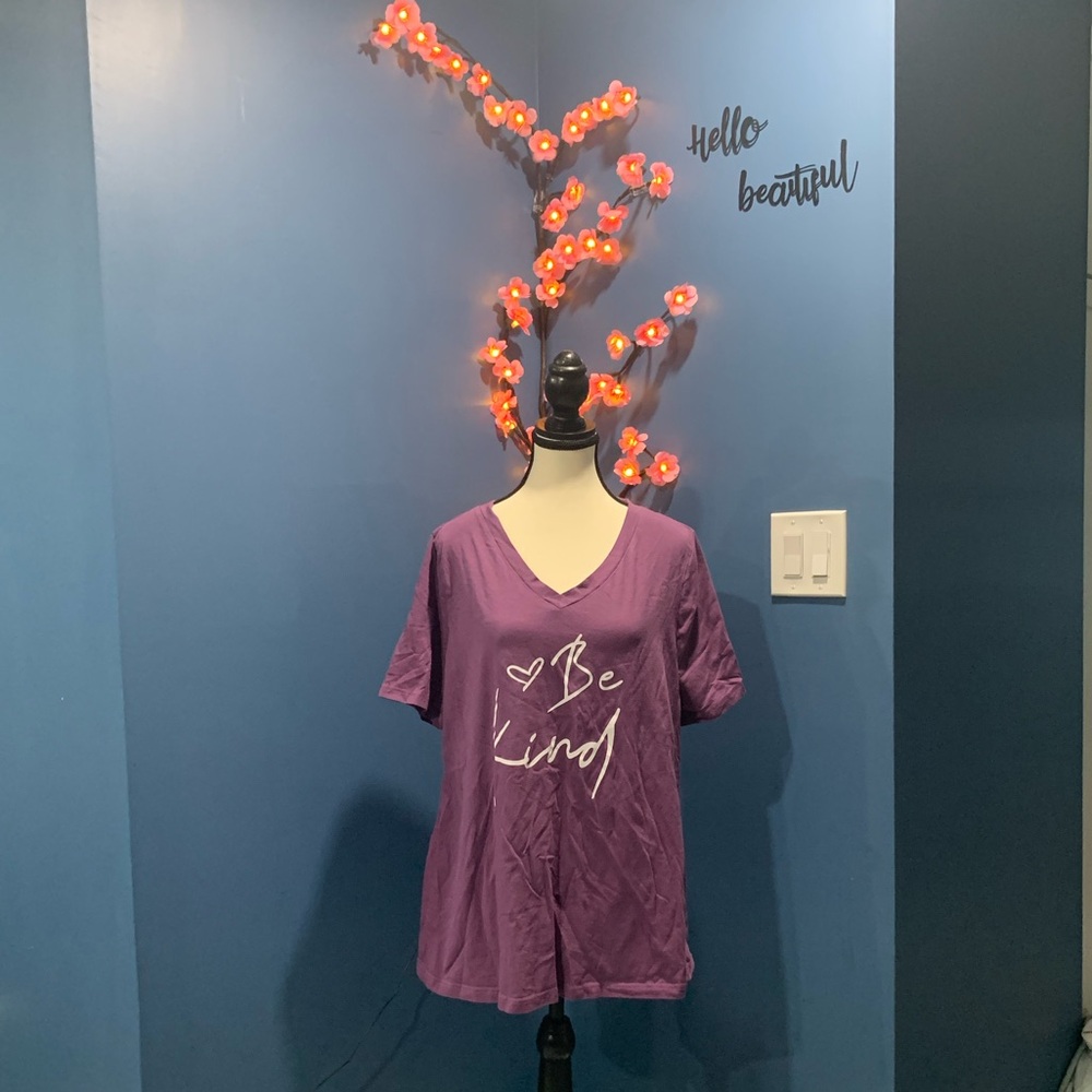 BloomChic Purple V-neck “Be Kind” Graphic Tee